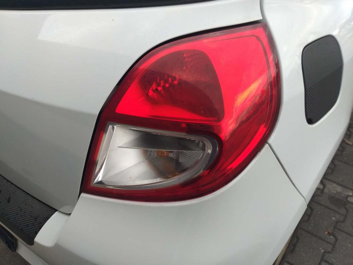 Renault Clio 3 original Rücklicht Rückleuchte Schlussleuchte rechts Facelift Bj.2009